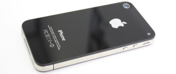 iPhone 5: Rückseitenkamera und neue Position des Blitzes