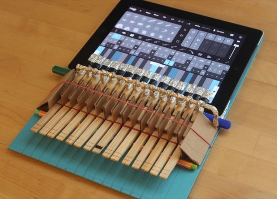 iPad-Klavier aus Wäscheklammern