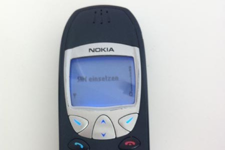Mein iPhone-Ersatz: Nokia 6210 mit blauer Beleuchtung